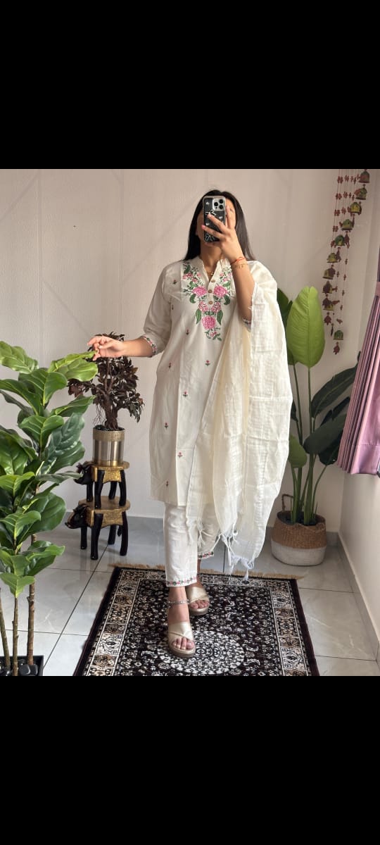 Women's Pure Cotton Kurti And Pant With Dupatta Set