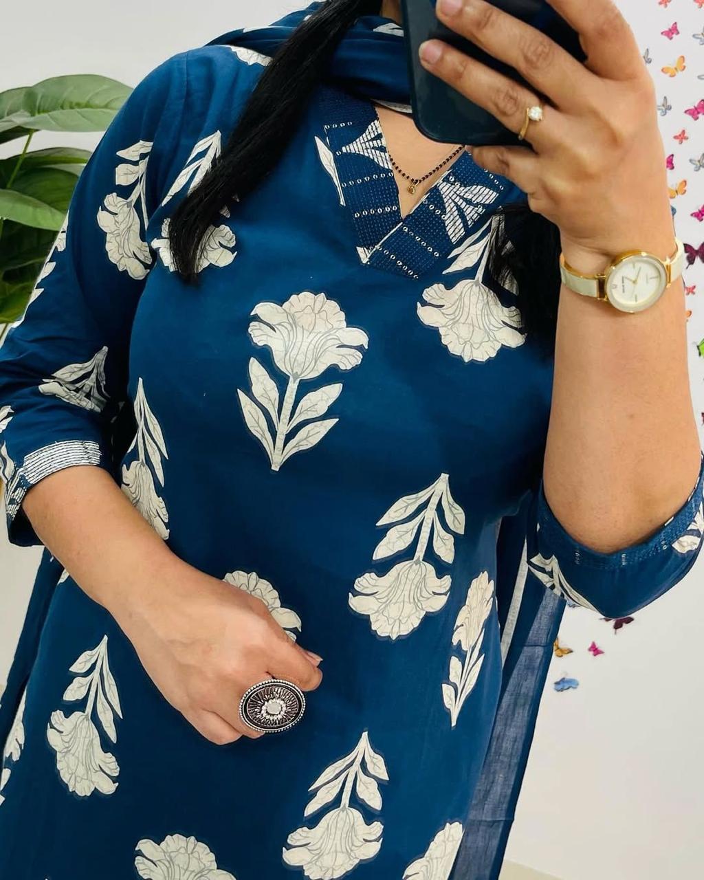 Latest Beautiful Kurti Pant Set With Dupatta For Women’s And Girls