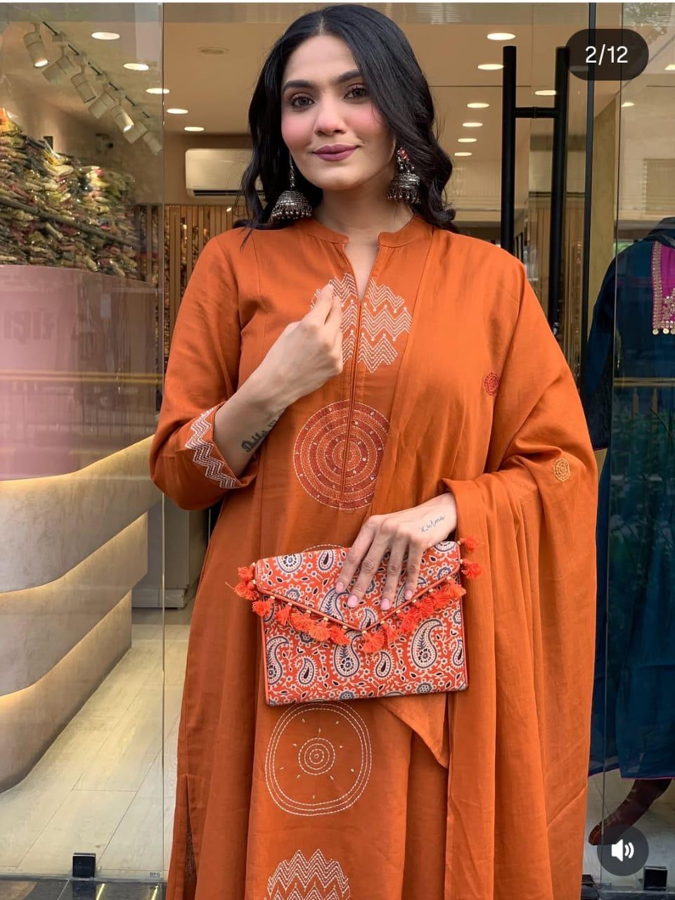 Jaipuri Print Trendy Kurti pant Set With Dupatta For Women’s