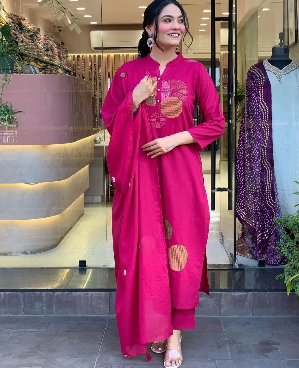 Traditional Indian Wear Cotton Kurti Pant with Dupatta for Women