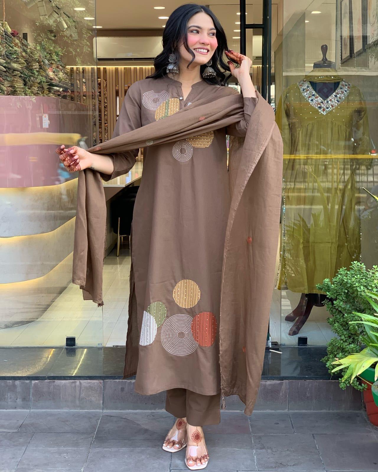 Traditional Indian Wear Cotton Kurti Pant with Dupatta for Women