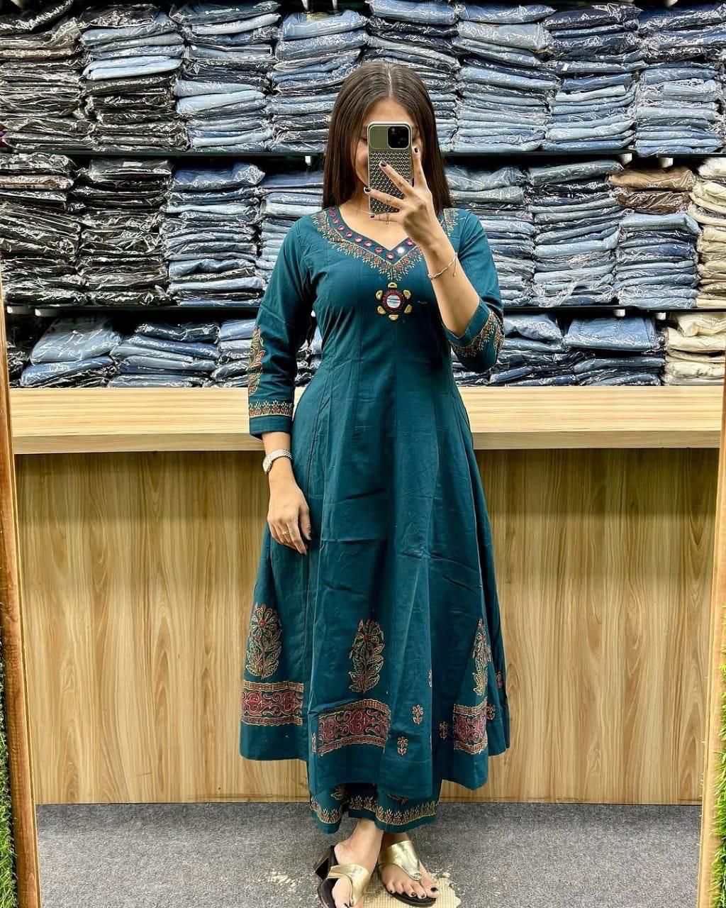 Cotton New Beautiful Kurti And Pant Set For Women's