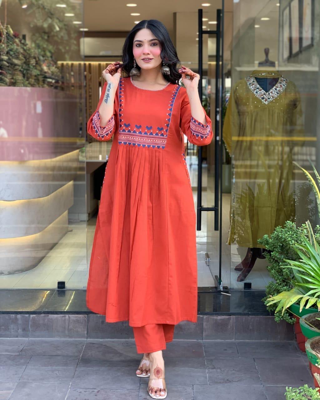 Women's New Trendy Cotton kurti And Pant