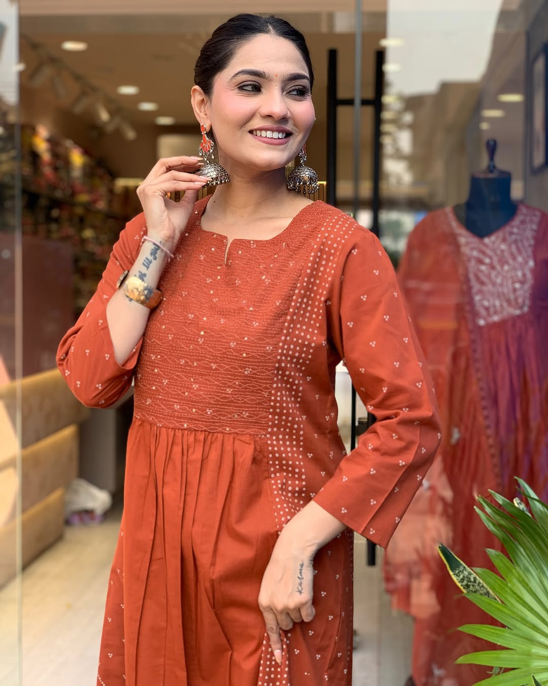 Beautiful Traditional Kurti Pant With Dupatta Sets