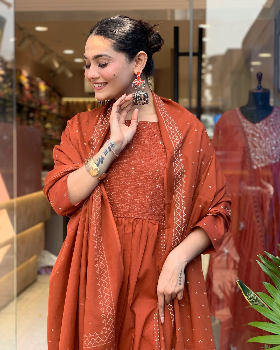 Beautiful Traditional Kurti Pant With Dupatta Sets