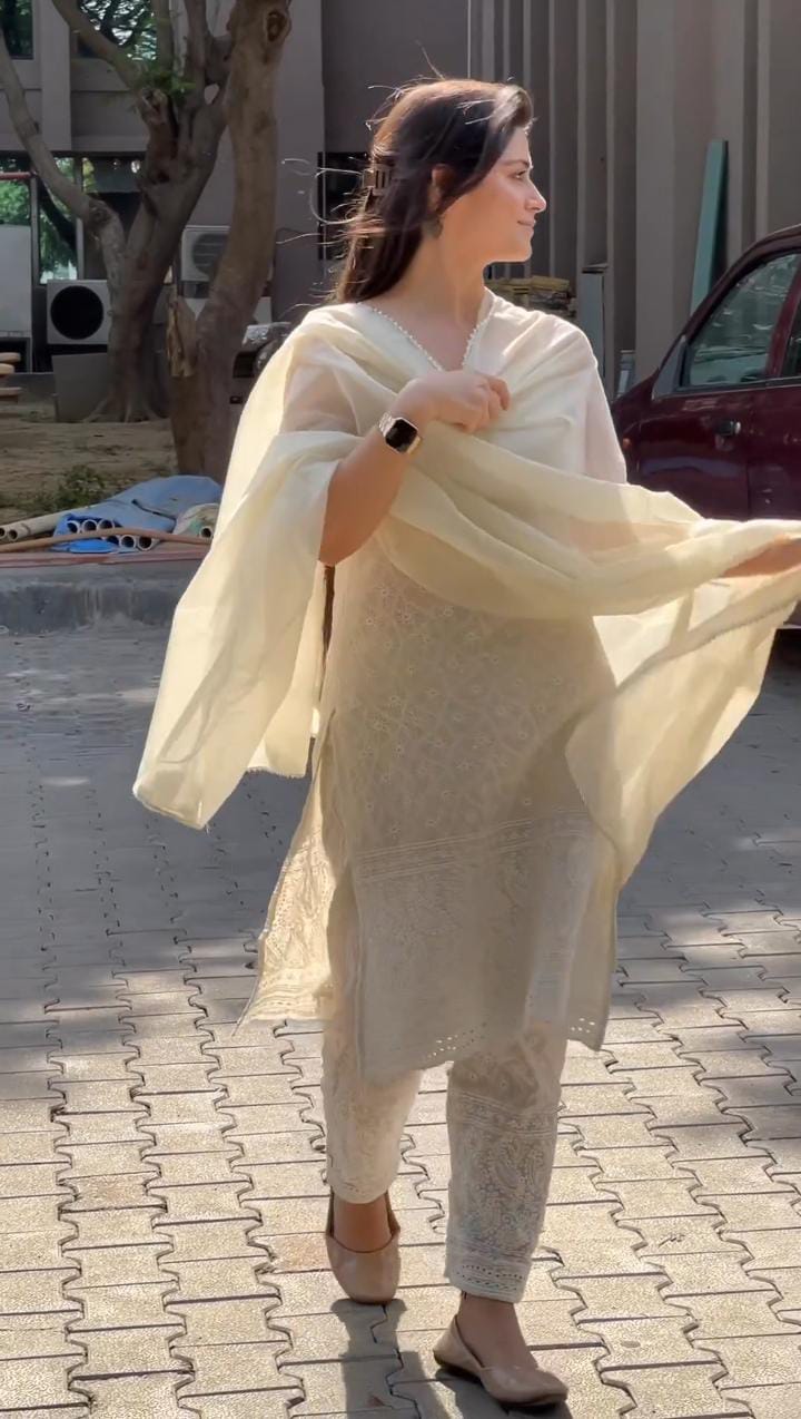 New Beautiful Indian Women's Kurti pant With Dupatta Sets