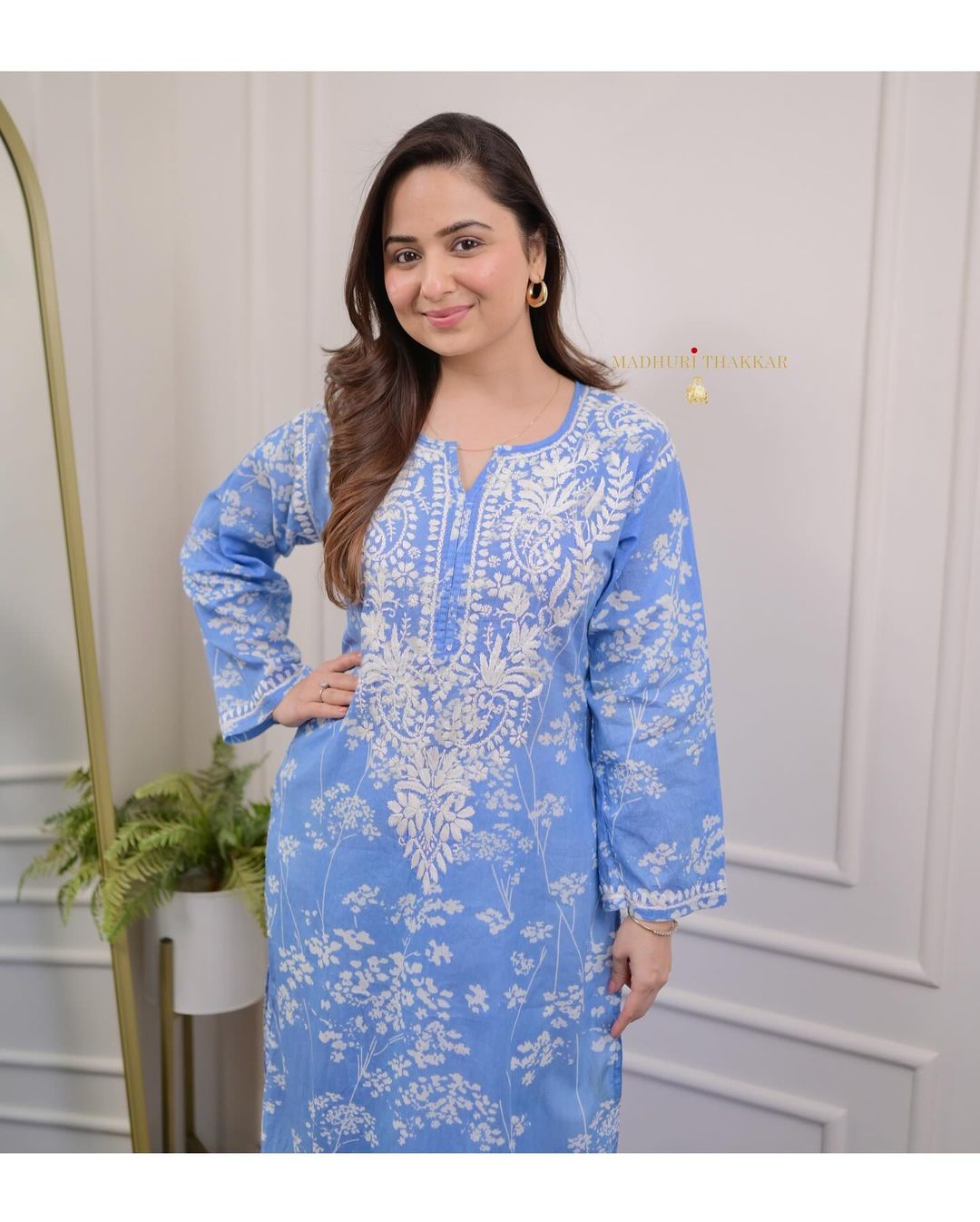 Chikankari Trending New Kurta And Pant Set For Women's