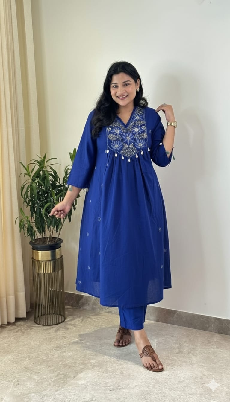Embroidery Floral Kurta And Pant Set For Women's